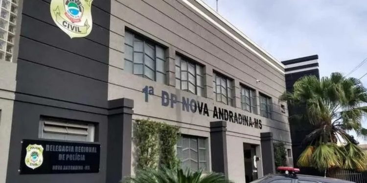Dupla em moto ataca grupo a tiros e mata duas pessoas em Nova Andradina (MS)